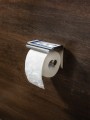 Uchwyt na papier toaletyowy z półką Deante Round ADR_0221, chrom - aranżacja
