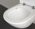 Villeroy&Boch Universo TwistFlush 56x37 miska wisząca bez rantu + deska wolnoopadająca SLIM, kolor biały (Weiss Alpin) 4670T901