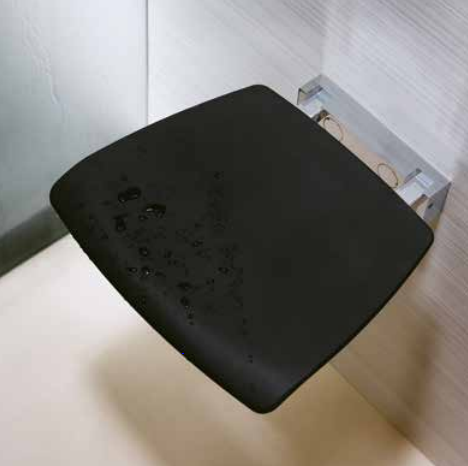 Novellini siedzisko z tworzywa z powierzchnią antypoślizgową kolor czarny SED02QFM-H w Topsanit.pl