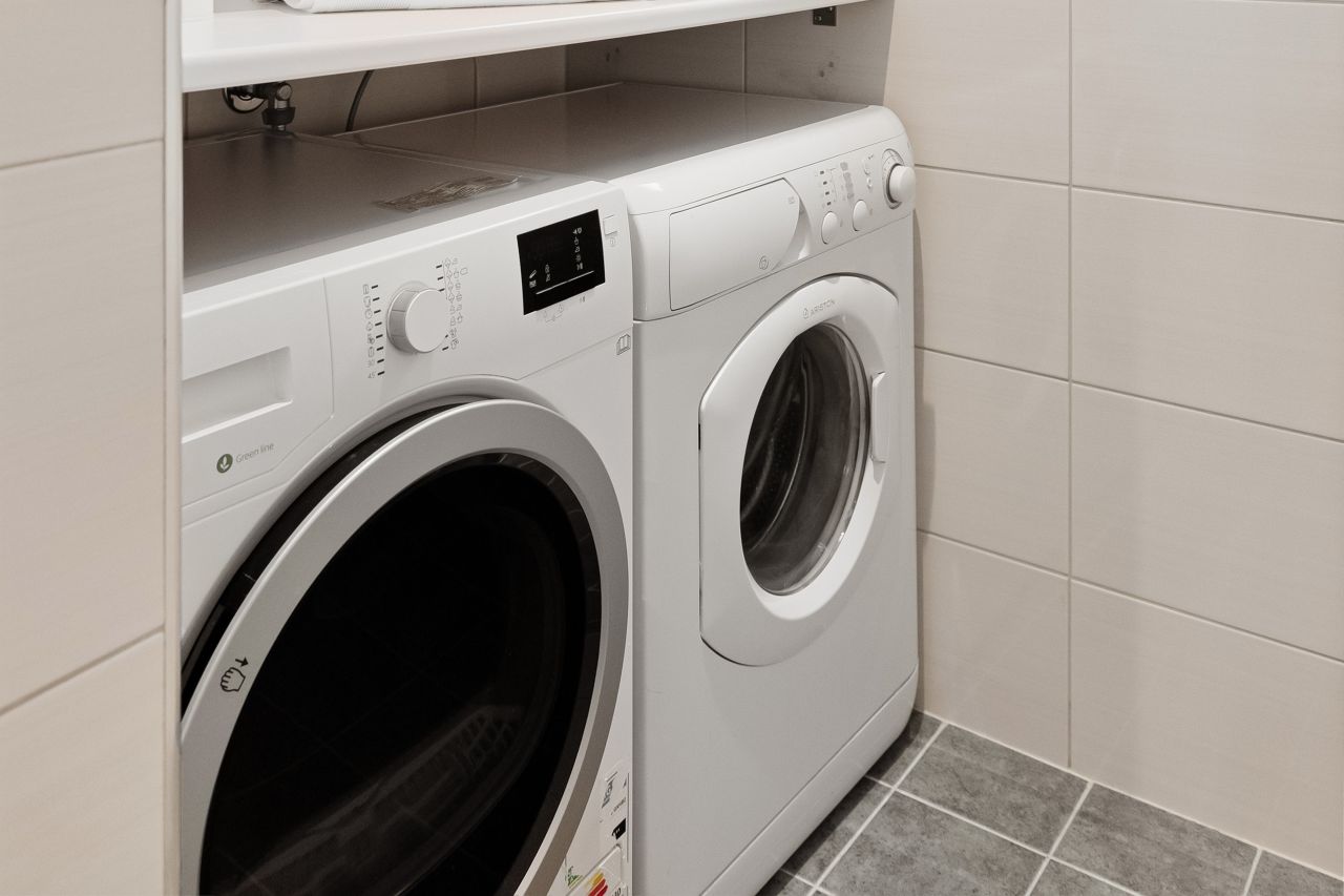 Jak urządzić funkcjonalną pralnię w domu? 7 praktycznych porad